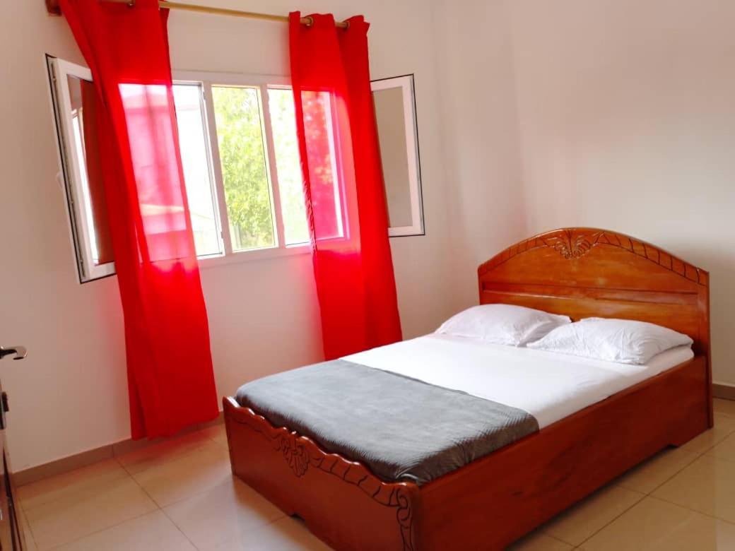 Residence Rosalie Yaoundé Quarto foto