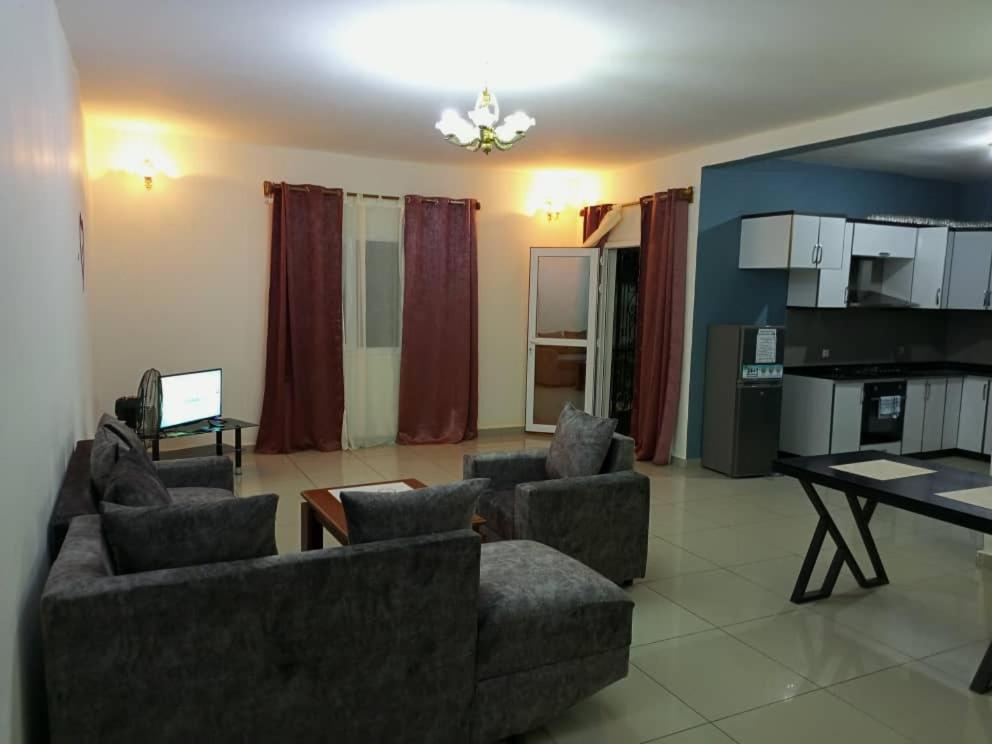 Residence Rosalie Yaoundé Quarto foto